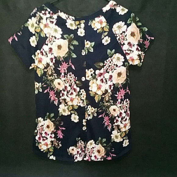 NWOT Rue Juju shirt - Picture 2 of 5